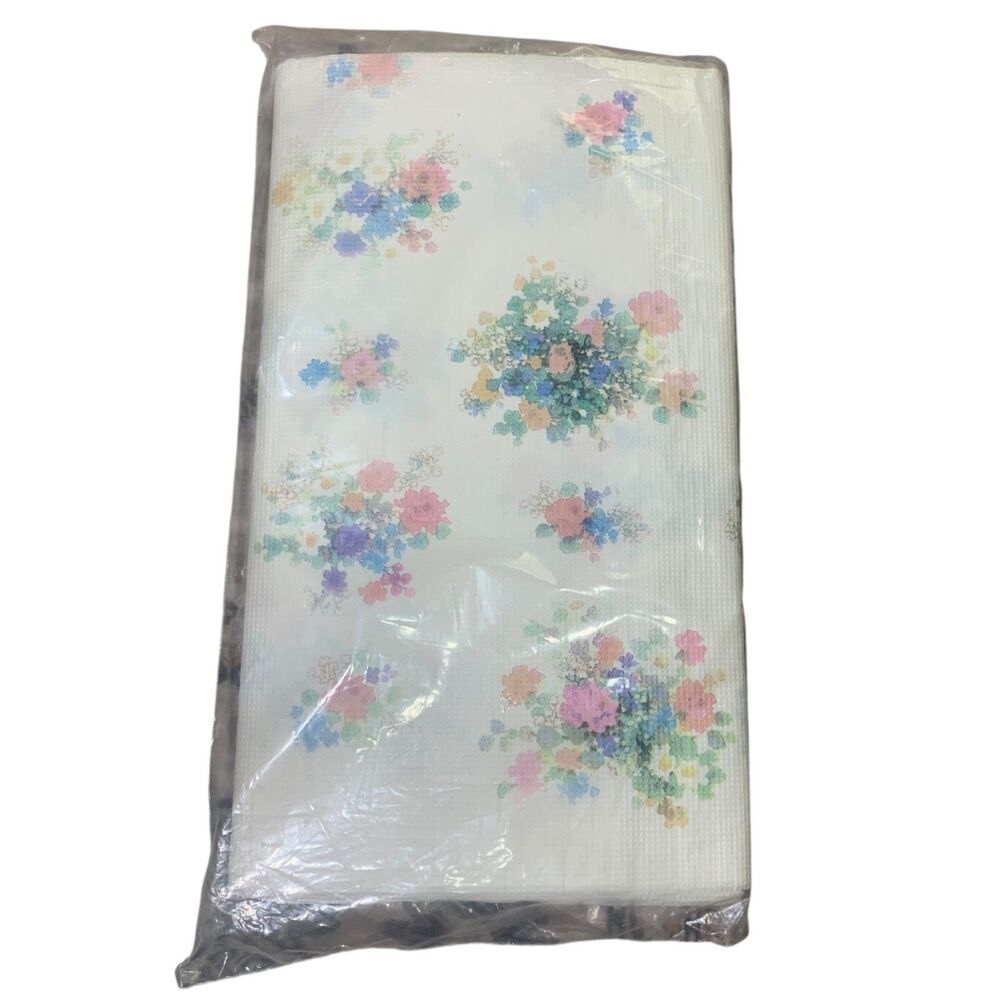 Vintage Contempo Paper Floral Bouquet  Tablecloth Cottagecore Grandmacore NOS